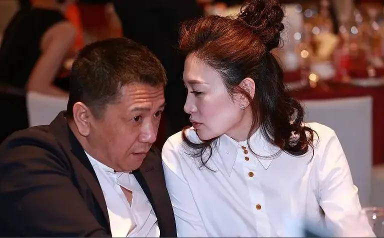 佳宁徐佳宁却花重金娶了她闺蜜j9国际站她把5年时光给了徐(图7)
